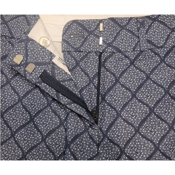 💙 Peter Millar Women’s Wicking Stretch Golf Shorts – Size 10 – Blue Geometric - Picture 5 of 12